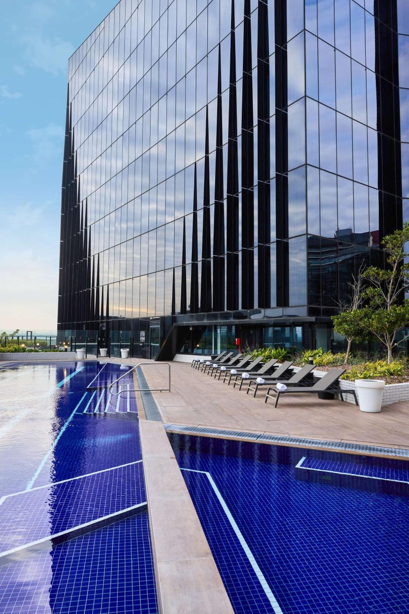 โฟร์ พอยต์ บาย เชอราตัน เมลเบิร์น ด็อคแลนด์ Hotel ภายนอก รูปภาพ