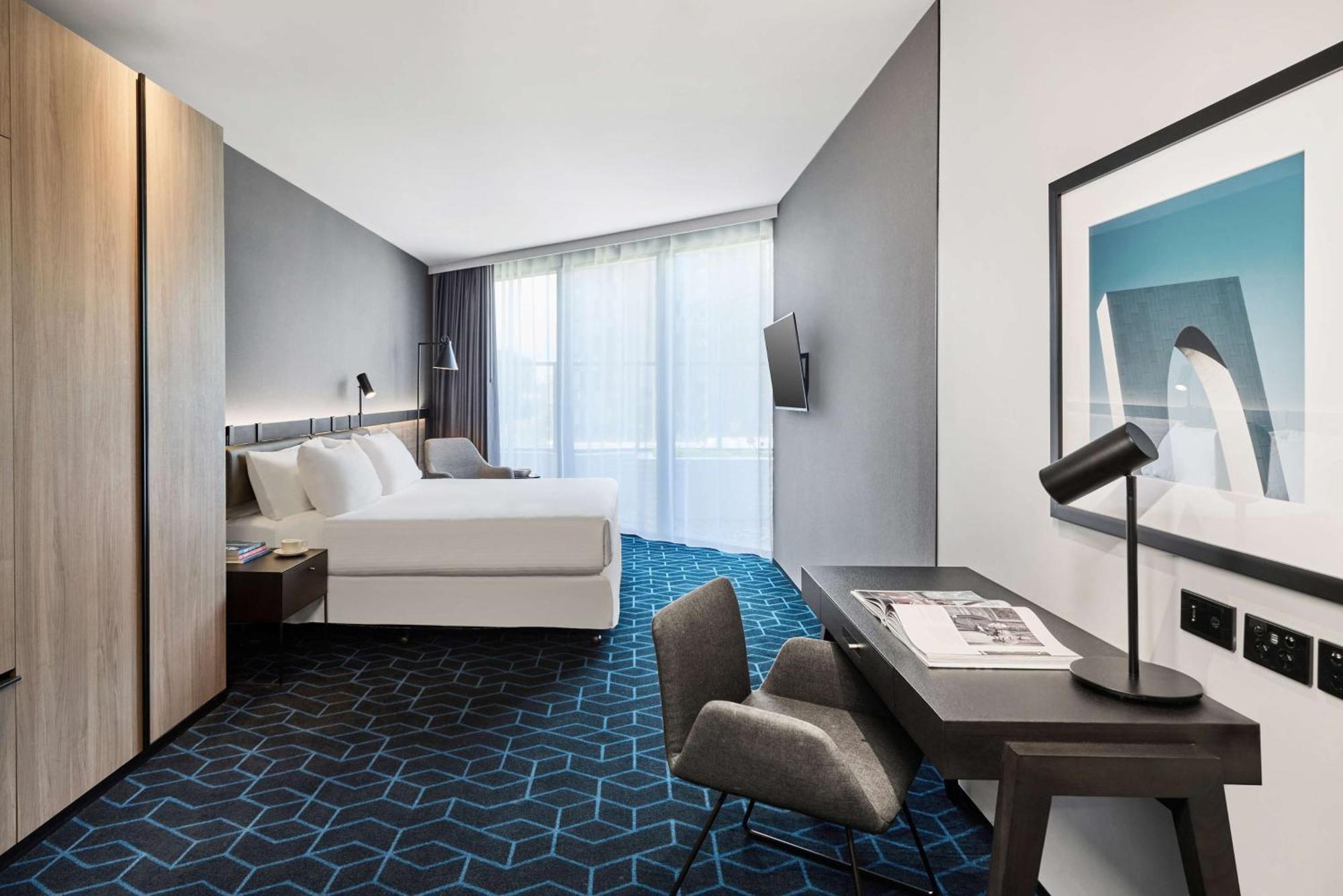โฟร์ พอยต์ บาย เชอราตัน เมลเบิร์น ด็อคแลนด์ Hotel ภายนอก รูปภาพ
